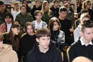 Астраханские патриоты провели патриотическое мероприятие, посвящённое Дню неизвестного солдата